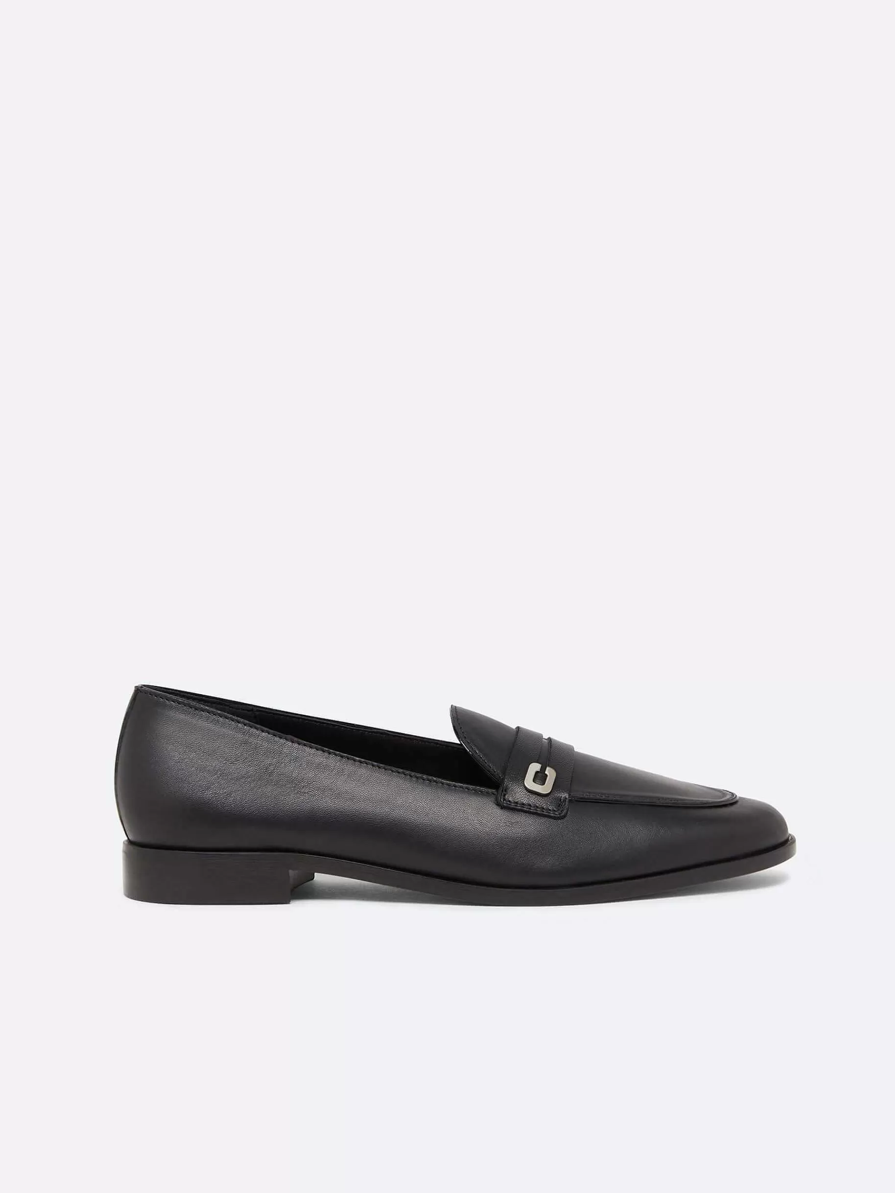 Women Carel Loafers-Black Leather Loafers